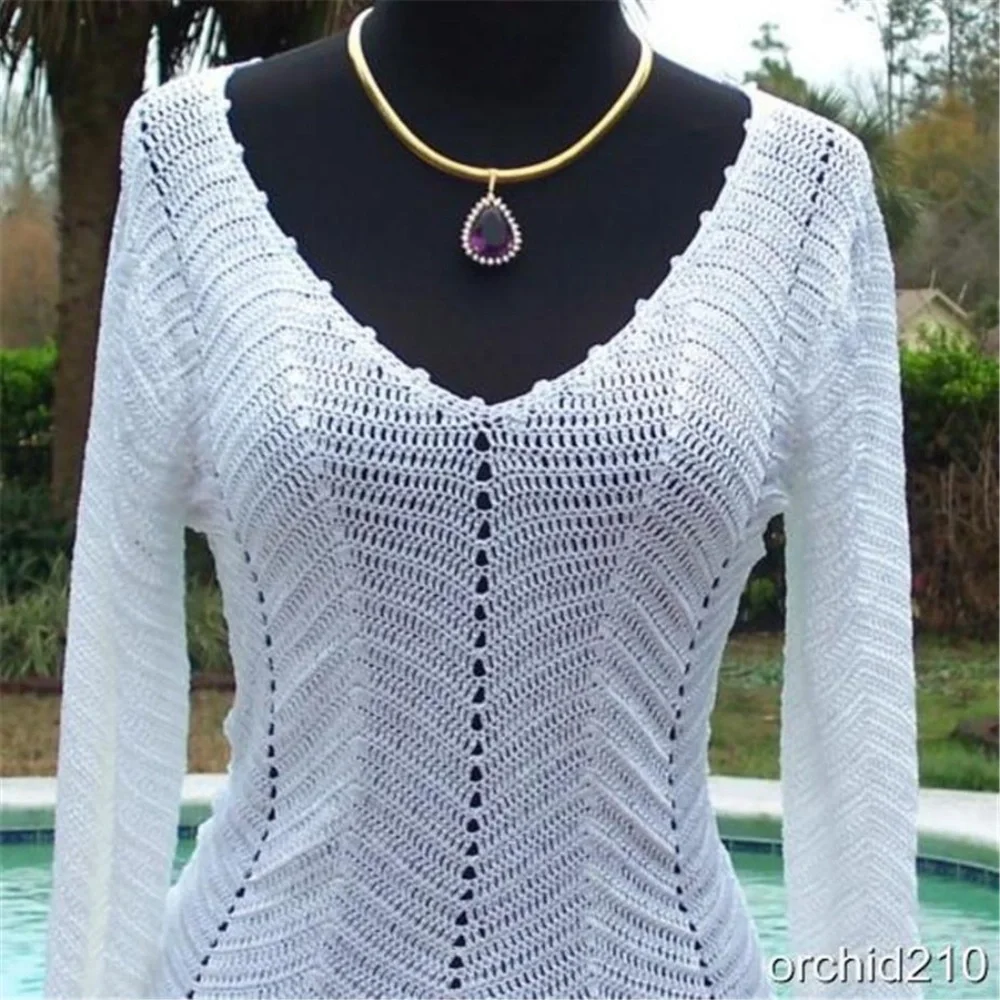 Cache White Peek-a-boo Crochet Stretch Knit V Neck Banded Bottom Top NWT $118